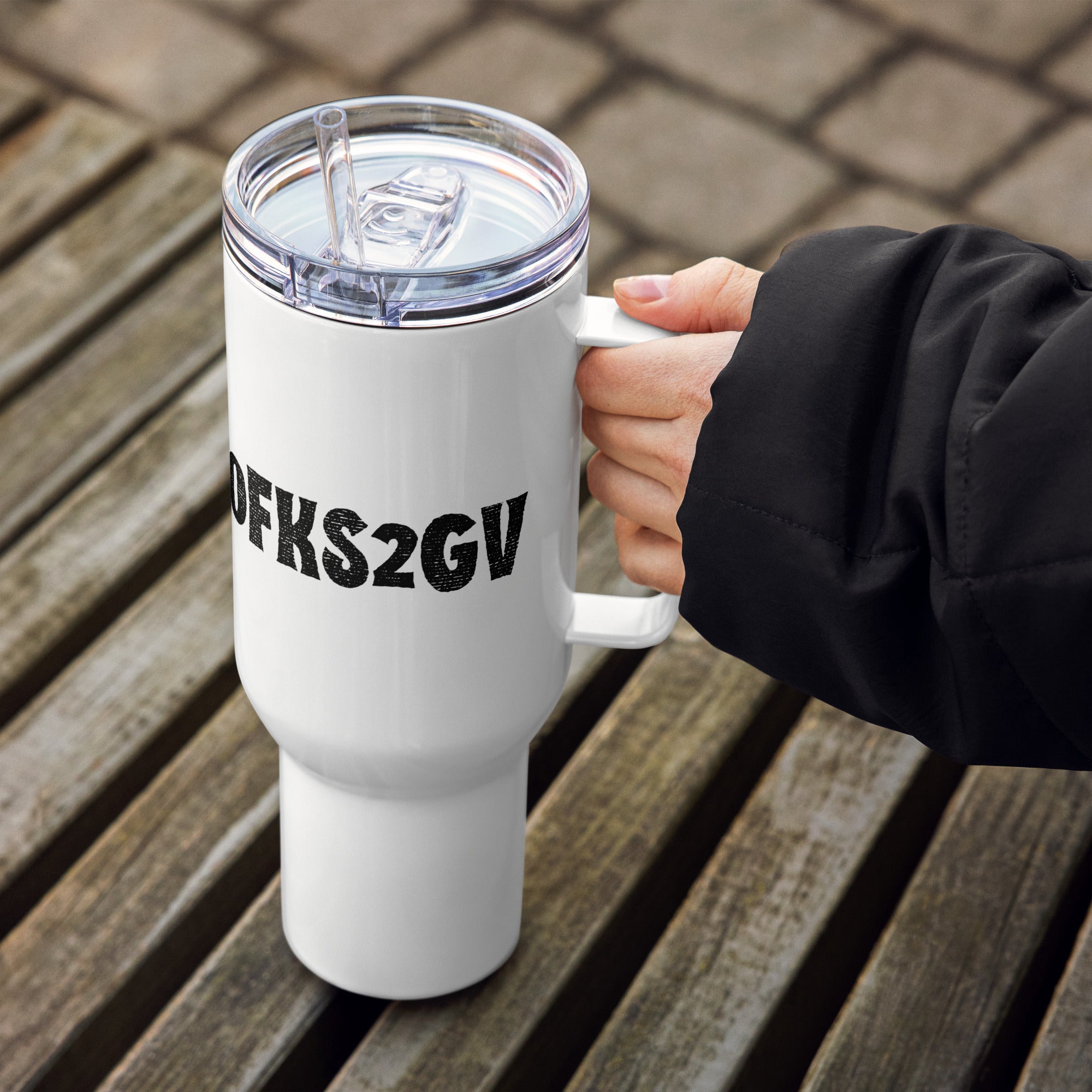 0FKS2GV Travel mug with a handle